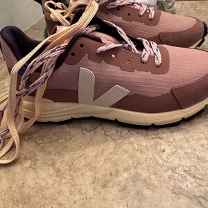 Veja purplepink and Cream Sneakers - brand new